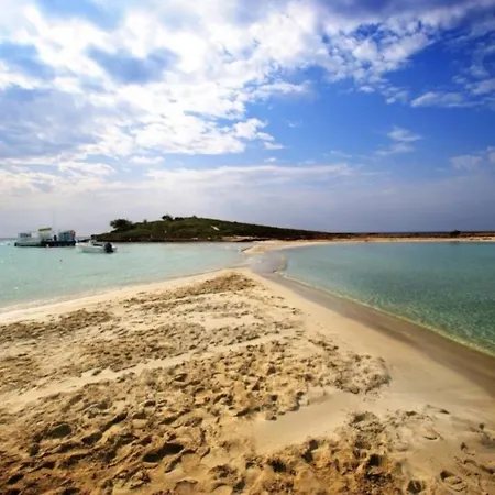 The Ultimate 5 Star Holiday In With Private Pool And Close To The Beach 1305