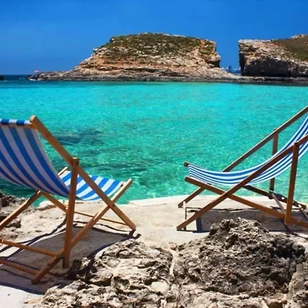 The Ultimate 5 Star Holiday In With Private Pool And Close To The Beach 1305