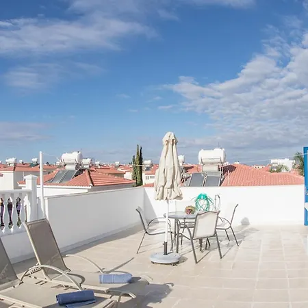 The Ultimate 5 Star Holiday In With Private Pool And Close To The Beach 1305 וילה פאראלימני